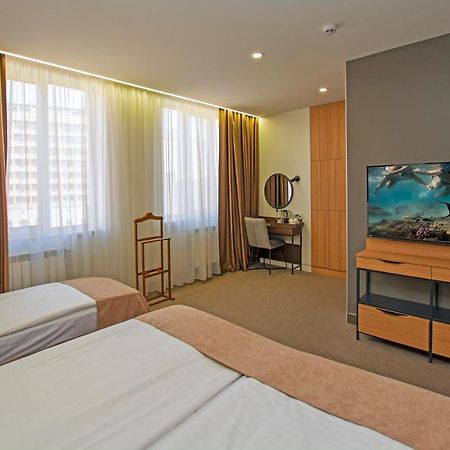 Cartez Hotel エレバン エクステリア 写真