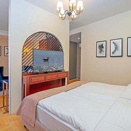 Cartez Hotel エレバン エクステリア 写真