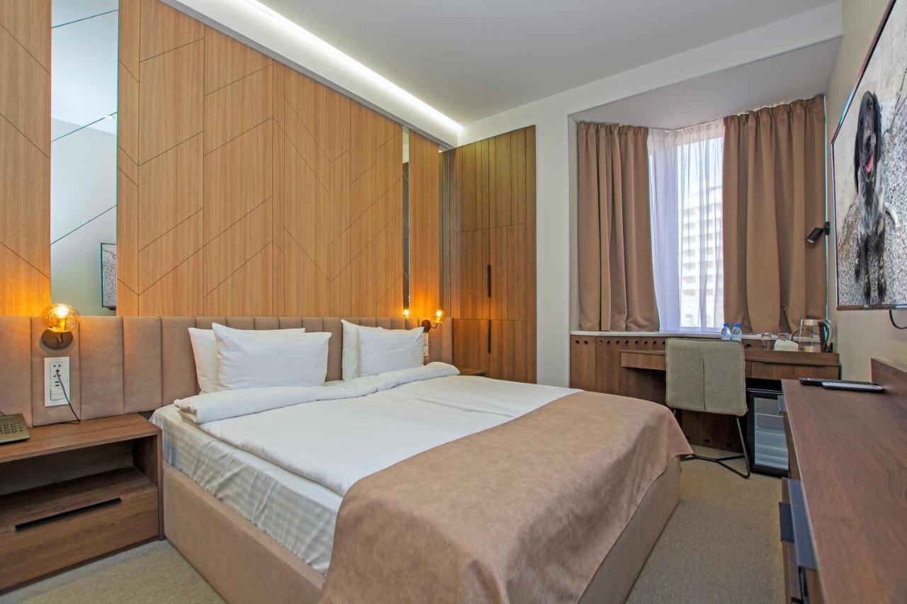 Cartez Hotel エレバン エクステリア 写真