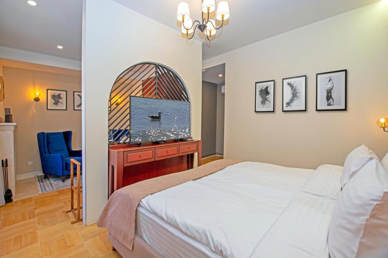 Cartez Hotel エレバン エクステリア 写真