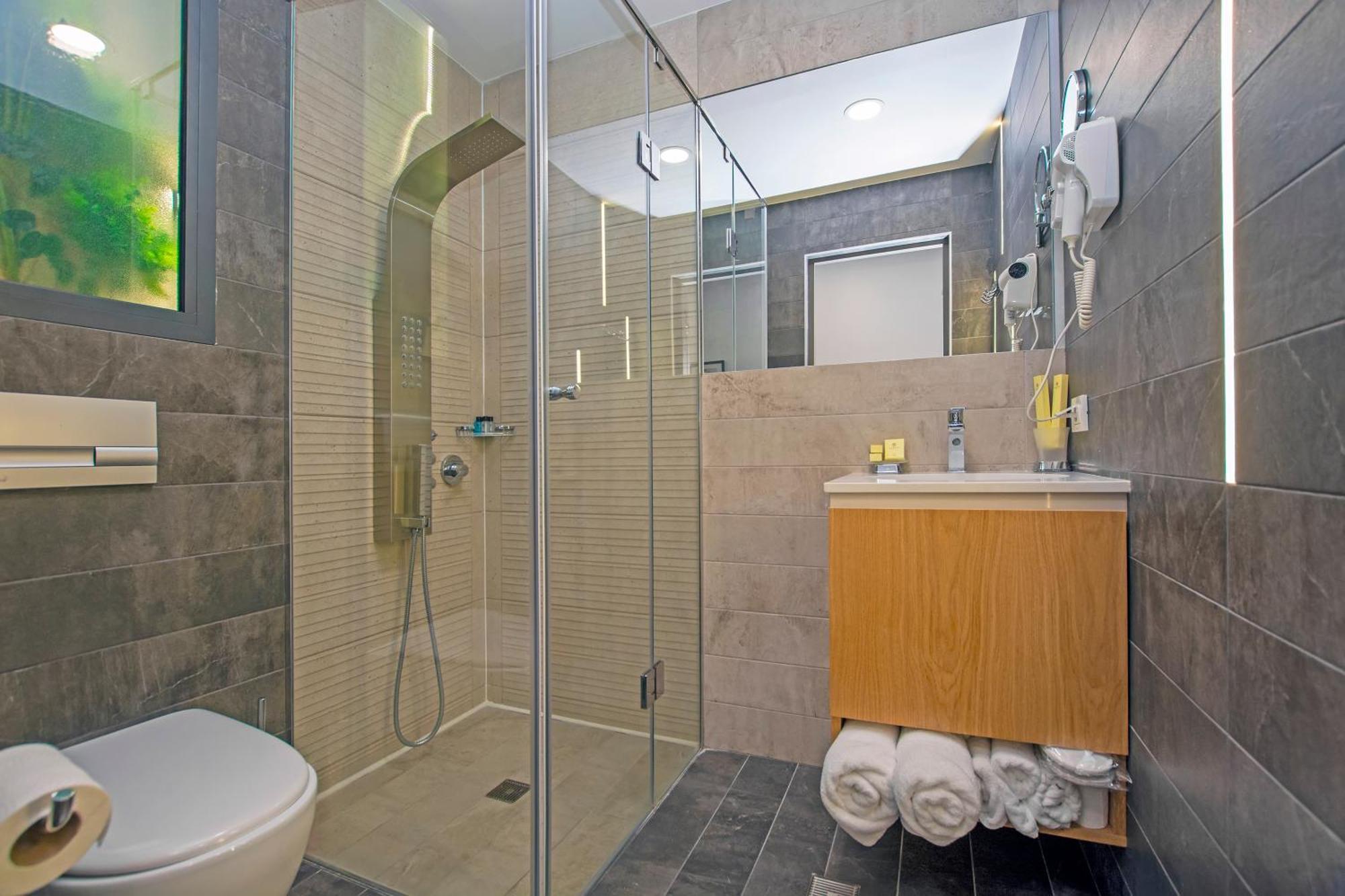 Cartez Hotel エレバン 部屋 写真
